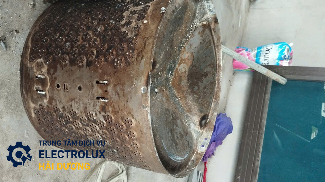 Lồng máy giặt Electrolux sau một thời gian sử dụng